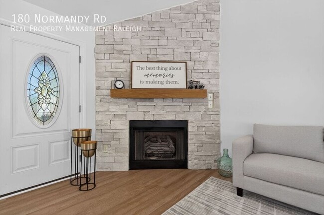 Building Photo - 180 Normandy Rd