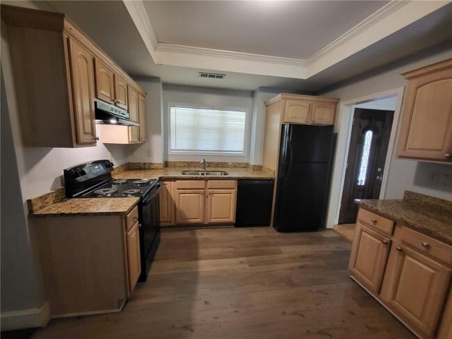 Building Photo - 3873 King Edward Trail SW
