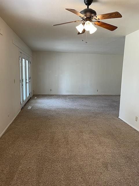 Building Photo - 7309 Dellwood Rd NE