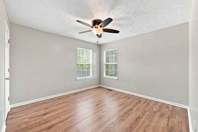 Building Photo - 6007 Polonius Ln