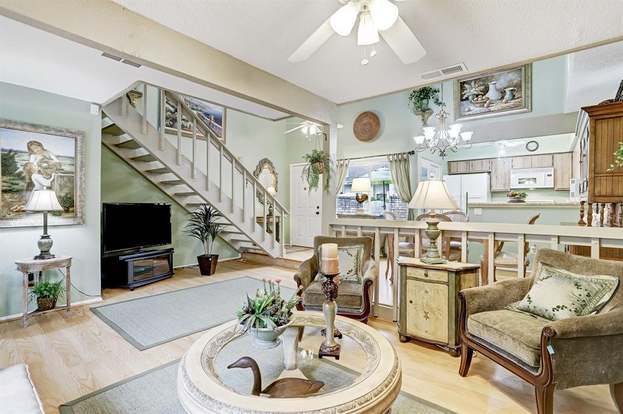 Building Photo - 12975 Wirevine Ln