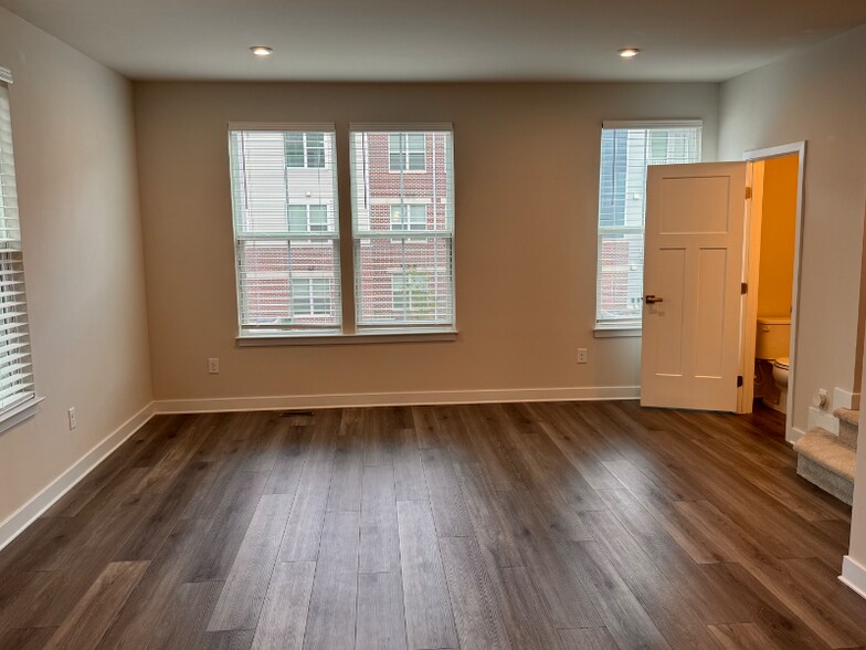 Building Photo - 145 Big Wds Dr