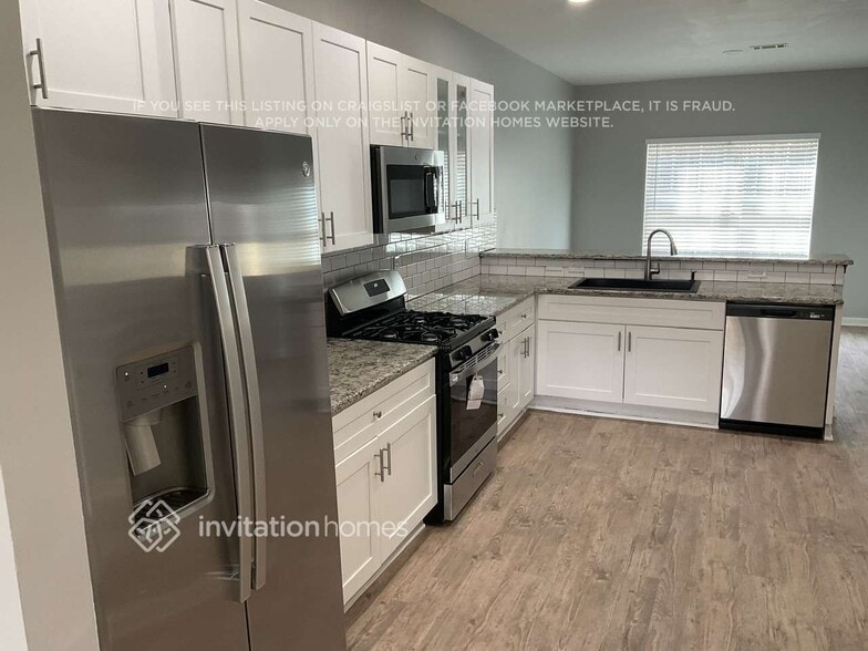 Building Photo - 4392 Sublime Trail