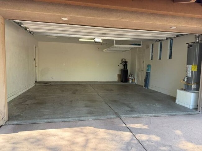 Building Photo - 18268 N 92nd St