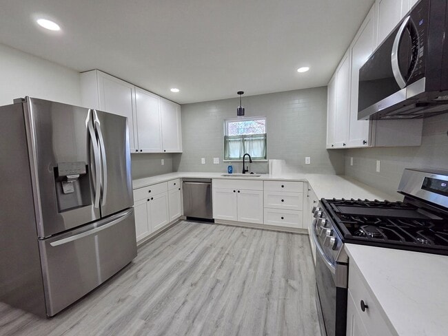 Building Photo - 1625 North St