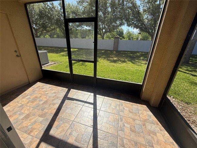 Building Photo - 2970 Ashland Ln S