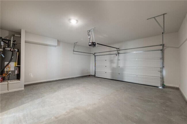 Building Photo - 74 N Springs Ct