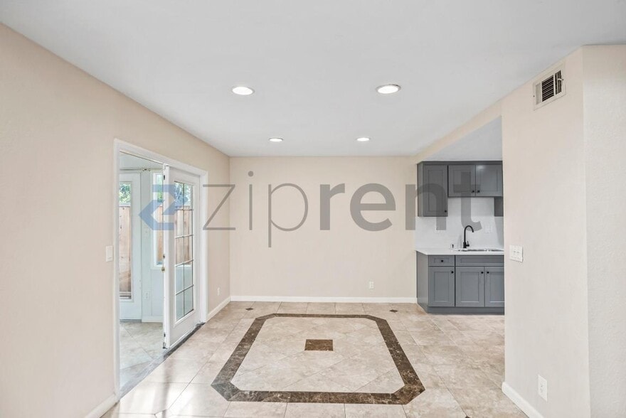 Building Photo - 5968 Show Terrace