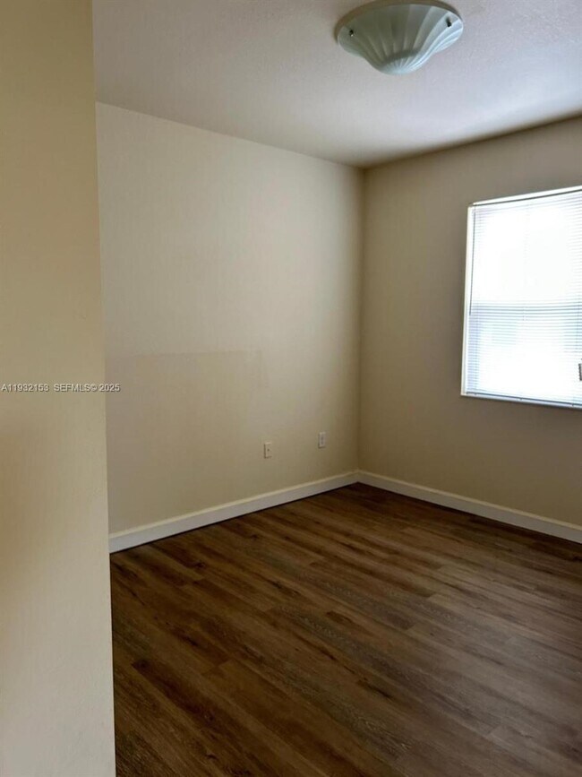 Building Photo - 9360 SW 170th Passage