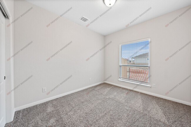 Building Photo - Spacious 4-Bedroom Home – Troy ISD! $500 o...