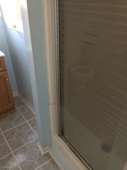 Building Photo - 355 Oakland Ave