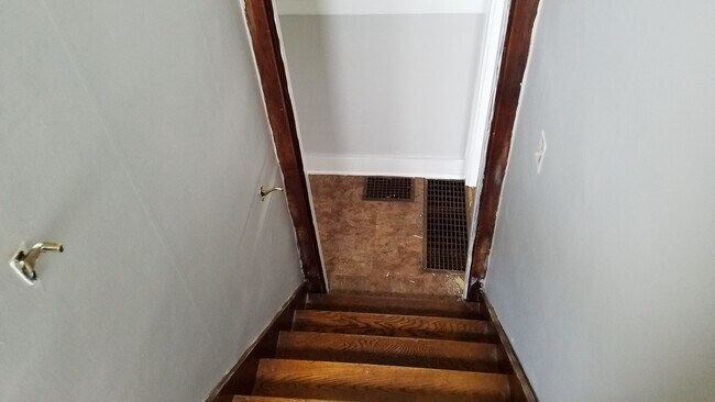 Building Photo - 3 Bedroom in Swillburg Area