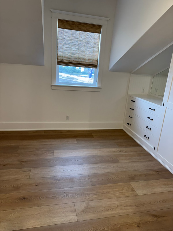 Building Photo - 2345 Bushnell St