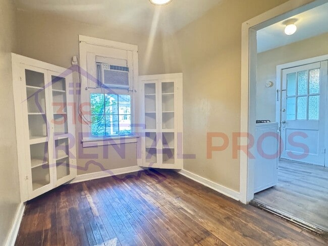 Building Photo - 2 Bedroom House in Ruston!