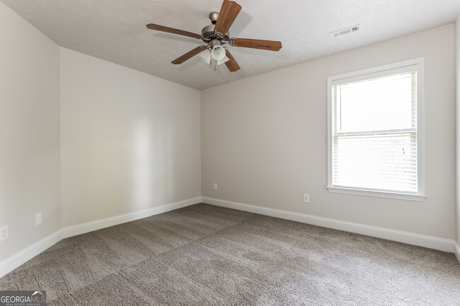 Building Photo - 12382 Centerra Dr