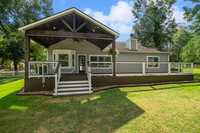 Building Photo - 5178 Lazy Ln