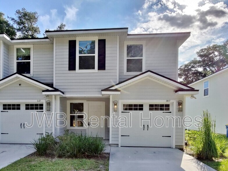 Primary Photo - 2817 Regulus Dr