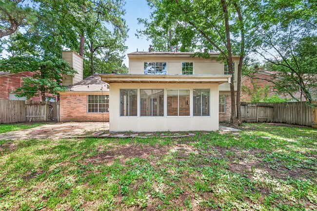 Building Photo - 42 Rockridge Dr