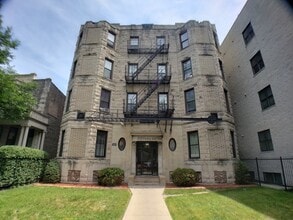 Building Photo - 6529 S Kimbark Ave