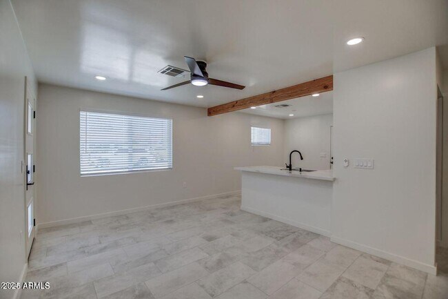 Building Photo - 1411 S Bonarden Ln