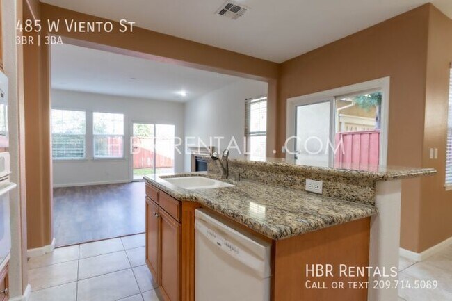 Building Photo - 485 W Viento St