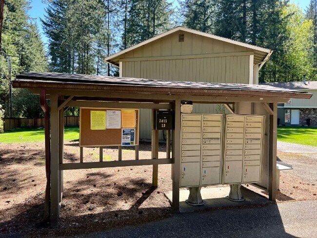 Building Photo - Black Lake Access! W/S/G Included
