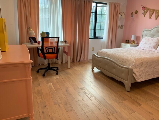 Building Photo - 4214 50th St NW