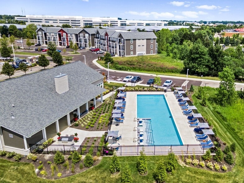 Primary Photo - The Zelle at Polaris