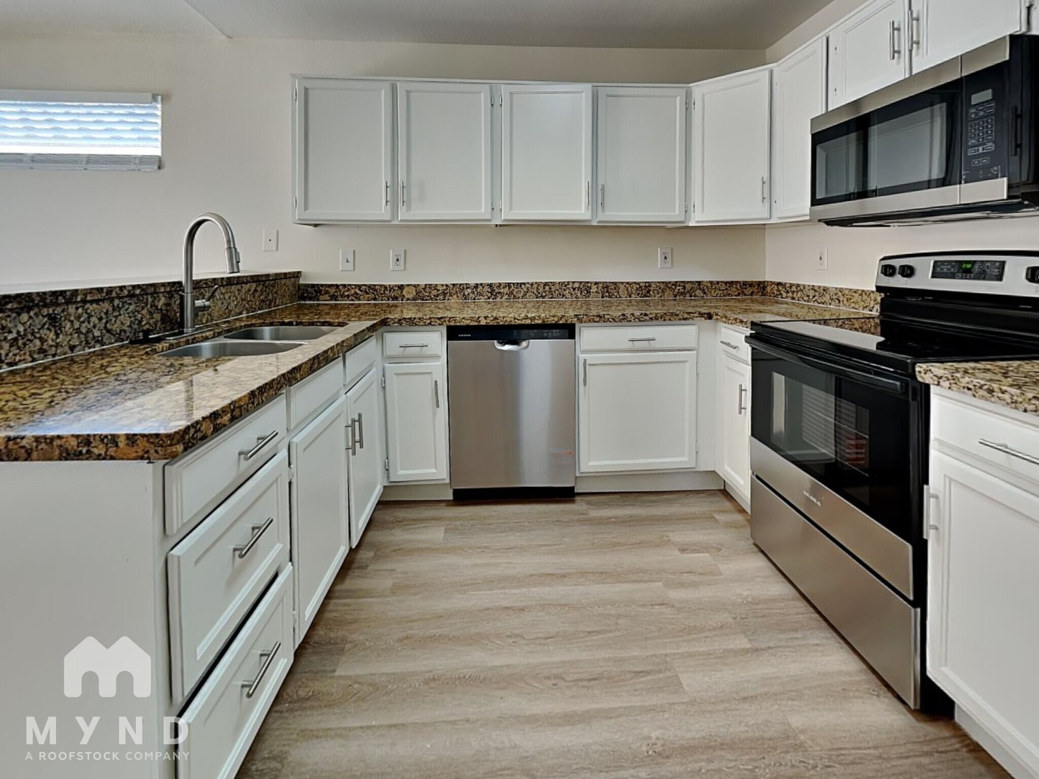 Building Photo - 4545 N 67th Ave