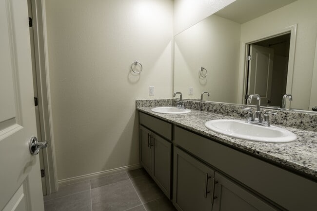 Building Photo - 4519 Merlot Hls Ave