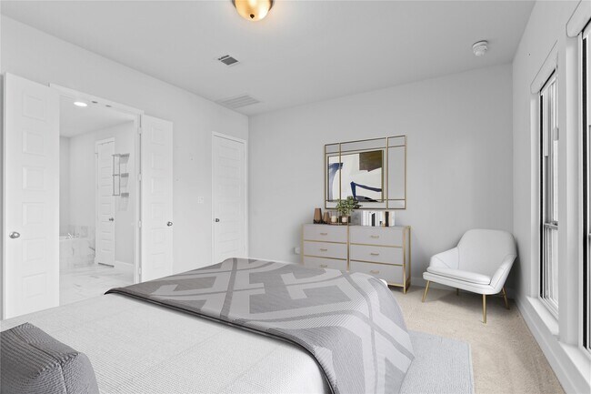 Building Photo - 17159 Sandstone St