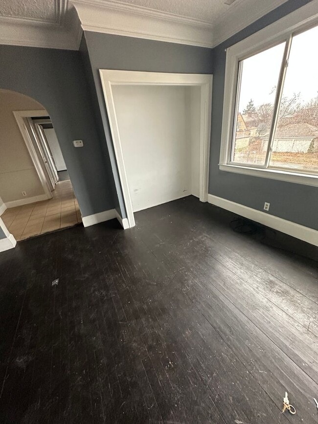 Building Photo - 2741 Doris St