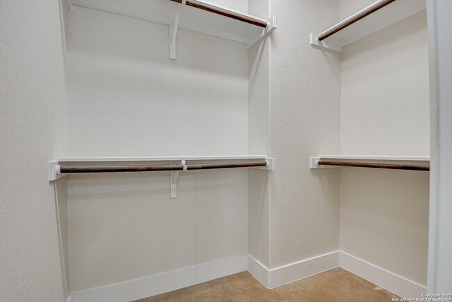 Building Photo - 1702 Gruene Vineyard Crossing
