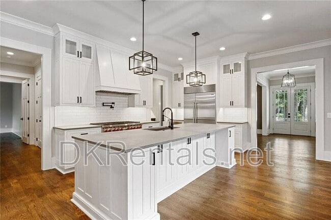 Building Photo - 2272 Abby Ln NE