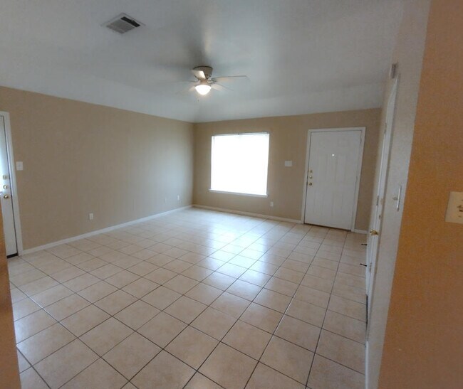 Building Photo - 1619 Pima Trail
