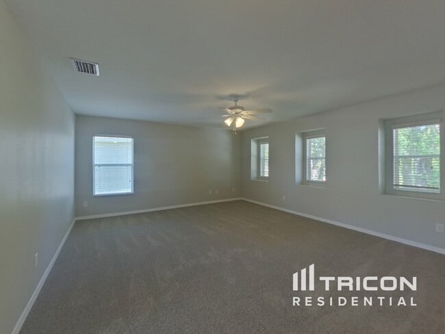 Building Photo - 7222 Bridgeview Dr