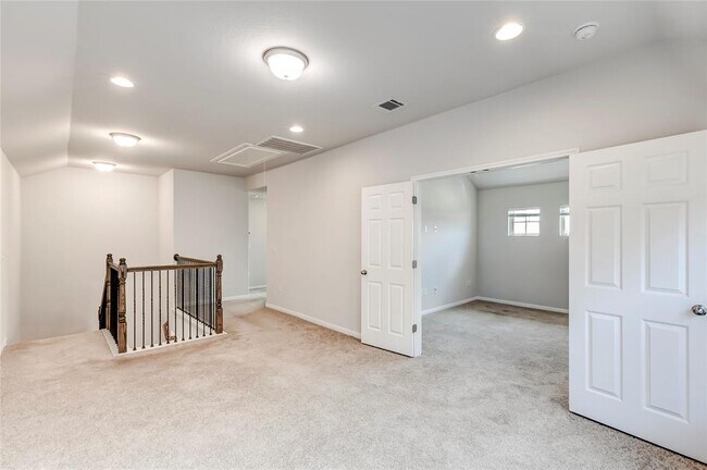 Building Photo - 425 Arrowhead Vine St