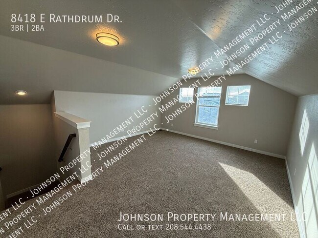 Building Photo - 8418 E Rathdrum Dr