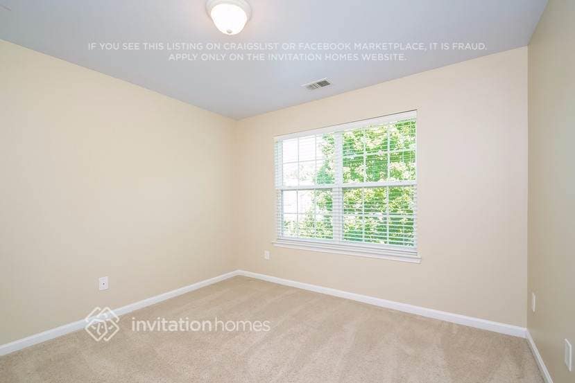 Building Photo - 171 Lincolnwood Ln