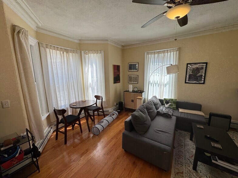 Building Photo - 65 Walden St