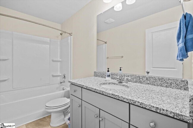 Building Photo - 906 Deephallow Pl