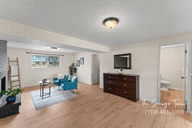 Building Photo - 1730 Hathaway Dr