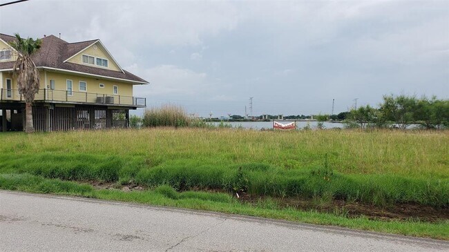 Building Photo - 1821 Todville Rd