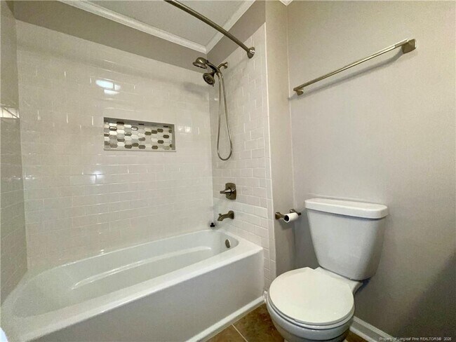 Building Photo - 1710 Chateau Cir