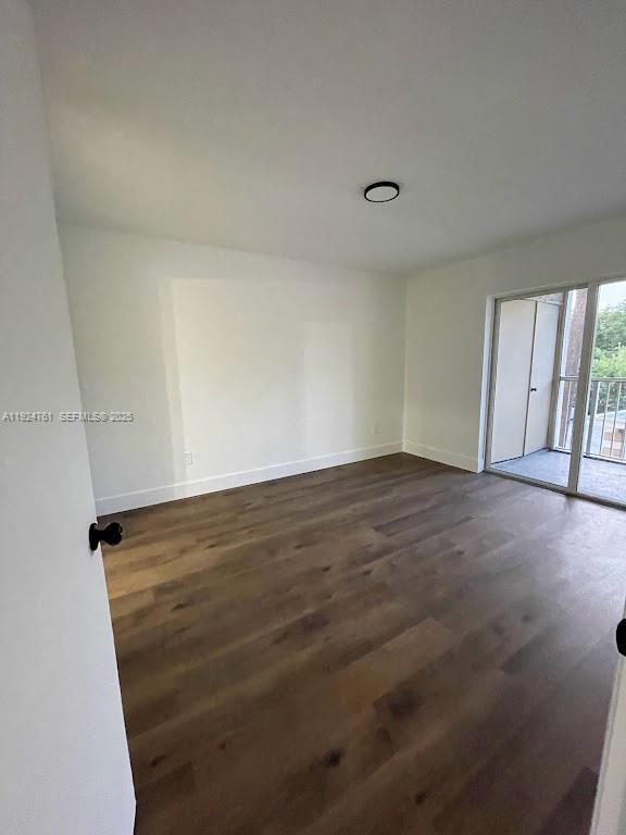 Building Photo - 410 S Park Rd