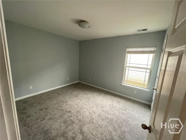 Building Photo - 103 Lake Pointe Dr