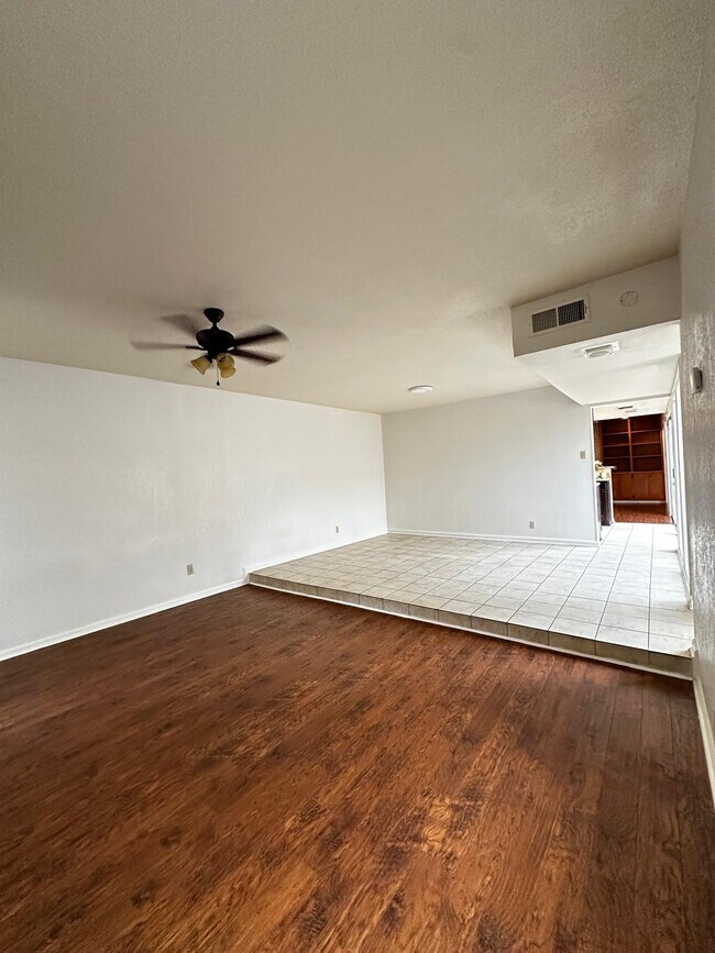 Building Photo - 5227 Galahad Dr