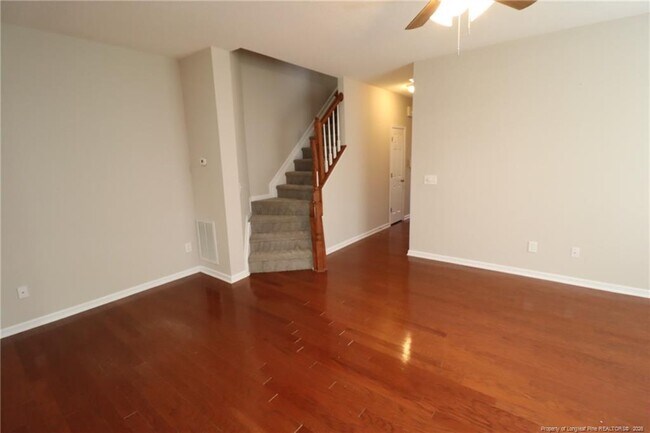 Building Photo - 110 Fanwood Ct