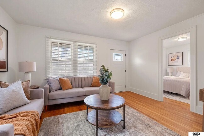 Building Photo - 2717 N 48th Ave