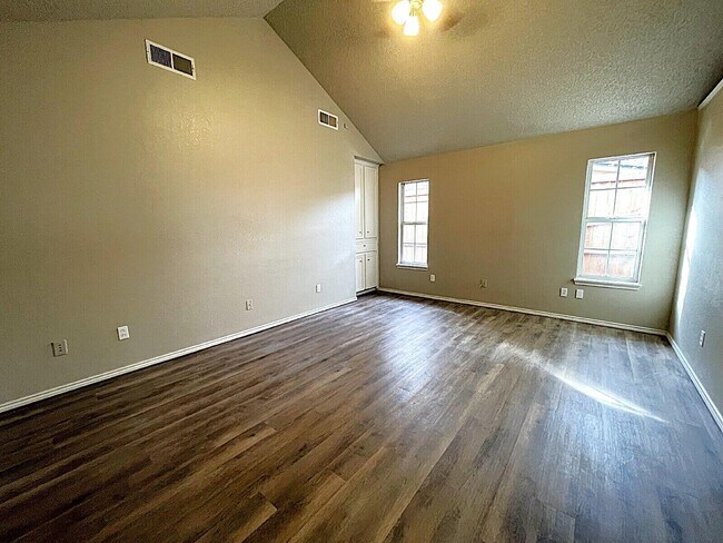 Building Photo - 6328 10th St